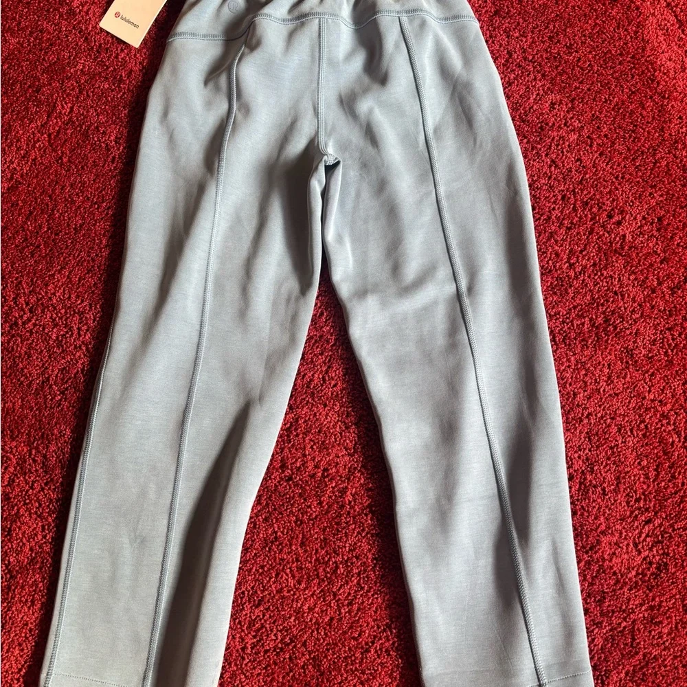 Lululemon Softstreme HR straight leg crop, utility blue size 0, NWT Plus bag - Picture 2 of 10